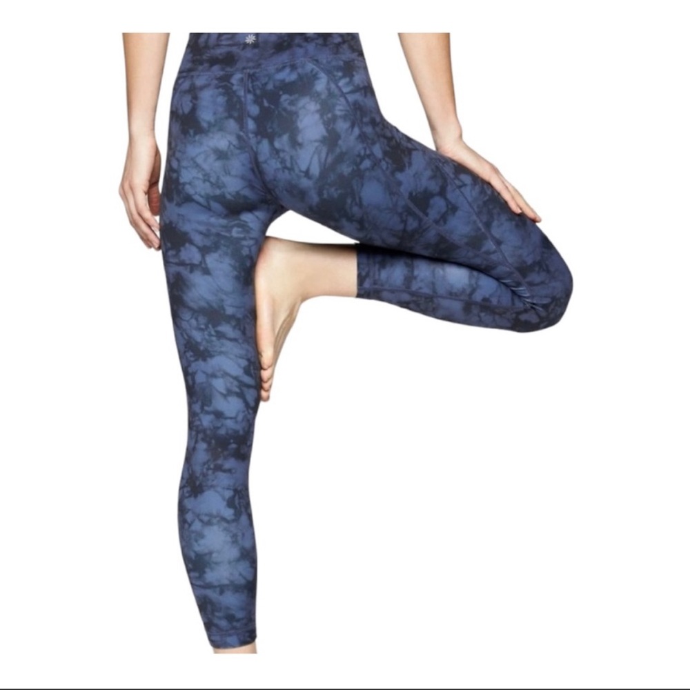 ATHLETA  POWERVITA SALUTATION HIGH-RISE 7/8 TIE DYE BLUE LEGGINGS SIZE SMALL - Picture 14 of 16